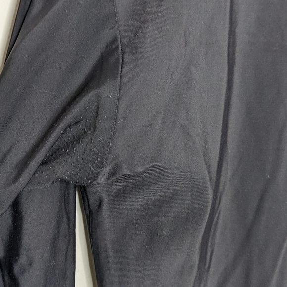 Under Armour Black Coldgear Compression Shirt Athletic M - Picture 6 of 6